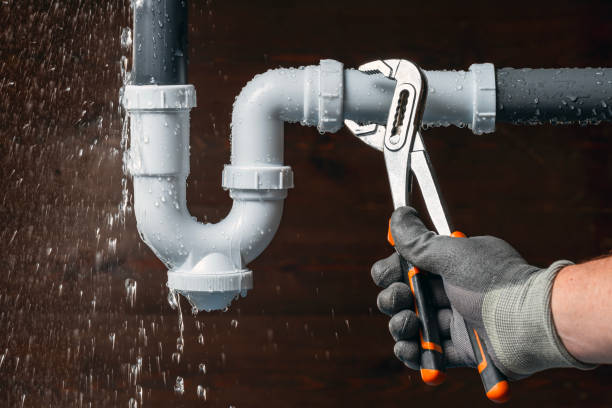 Professional Gas Line Repair technician working in Hill, NH